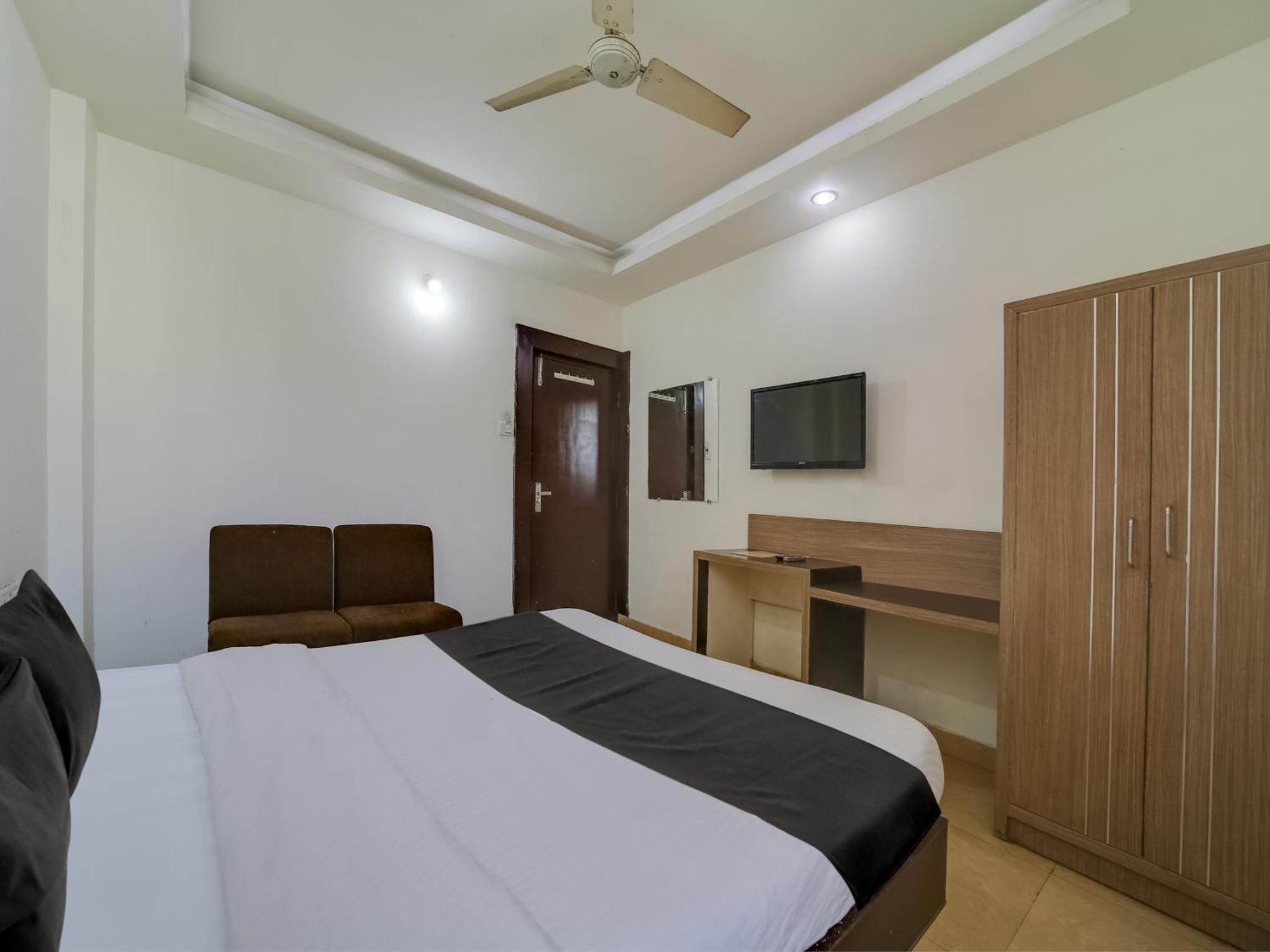 בהופאל Super Hotel O The Surbhi מראה חיצוני תמונה